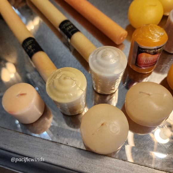 ROOT TAPERS FLOATING & VOTIVE CANDLES - Picture 3 of 6